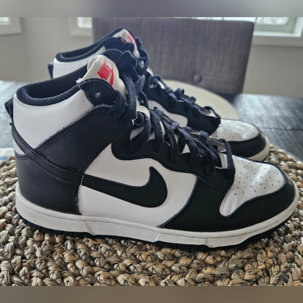 Nike Dunk High Sneakers